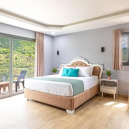 Sea Breeze 36 Llaman - Free Parking * Himare